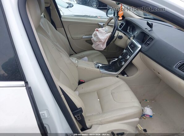 YV126MFK9G2390967 2016 VOLVO S60 White Vista interior delantera