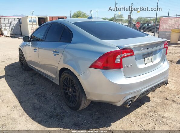 YV126MFLXJ2451498 2018 VOLVO S60 Silver უკანა მარცხენა