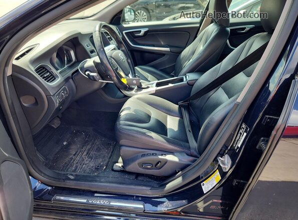 YV140MEK0G1304768 2016 VOLVO V60 Purple წინა სალონის ხედი