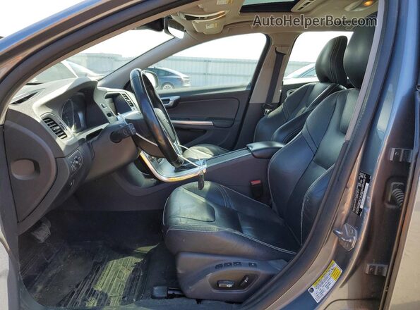 YV140MSL7J2391938 2018 VOLVO V60 Gray Սալոնի դիմացի տեսք