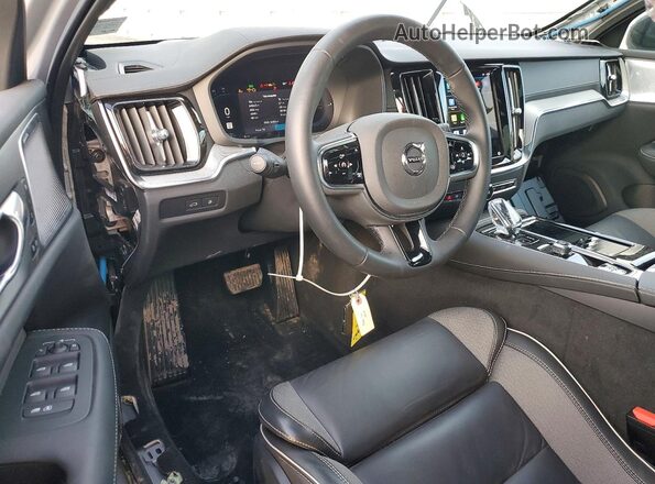 YV1H60EP1R1633552 2024 VOLVO V60 Silver წინა პანელის ხედი