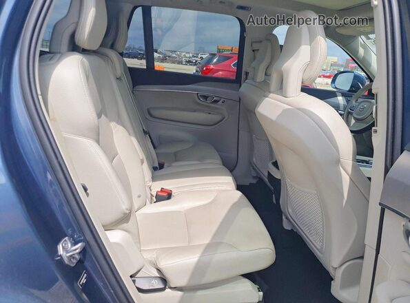 YV4102PK0M1731225 2021 VOLVO XC90 Blue უკანა სალონის ხედი