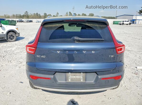 YV4162UL1N2642349 2022 VOLVO XC40 Blue Rear view
