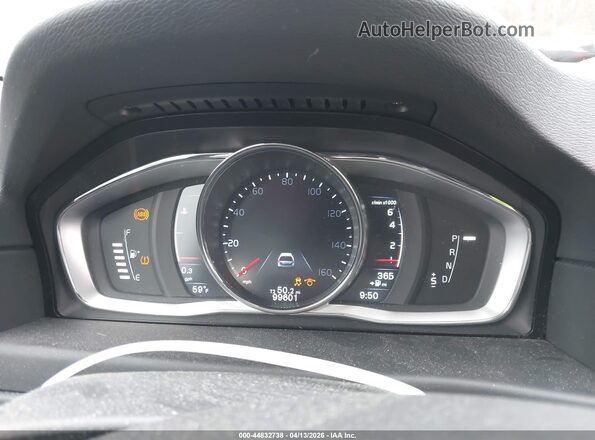 YV440MBM5G1239487 2016 VOLVO XC70 Silver Widok tylnych siedzeń
