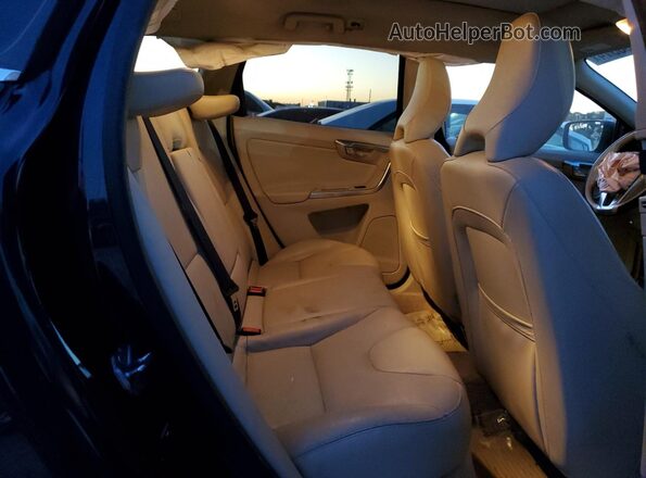 YV440MDK0G2818635 2016 VOLVO XC60 Black Vista de los asientos traseros