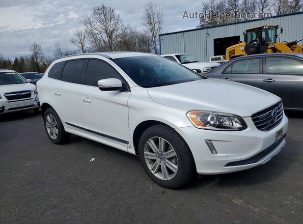 YV440MRUXH2156350 2017 VOLVO XC60 White Передня права чверть