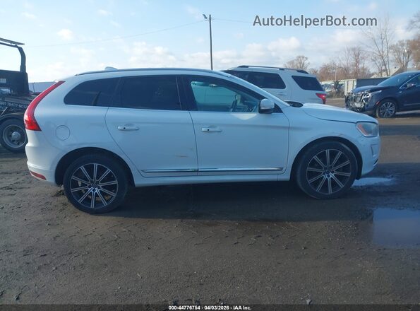 YV449MDM3G2863222 2016 VOLVO XC60 White Vista interior trasera