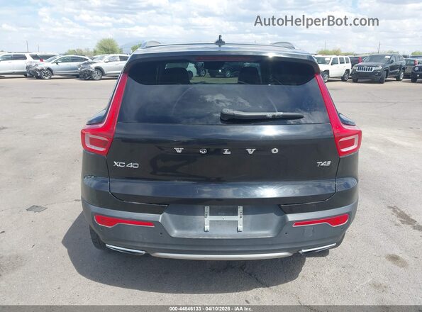 YV4AC2HL3K2118876 2019 VOLVO XC40 Black 