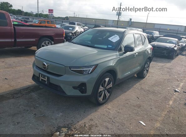 YV4ED3UL2P2956043 2023 VOLVO XC40 RECHARGE PURE ELECTRIC Green Przód lewy