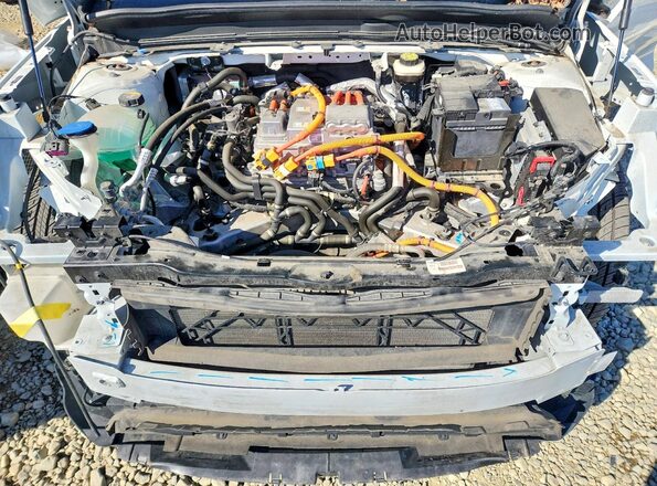 YV4ED3URXM2548552 2021 VOLVO XC40 White ძრავის განყოფილების ხედი