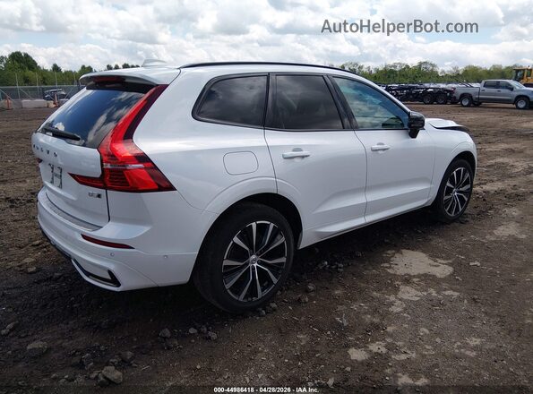 YV4L12RL3R1904660 2024 VOLVO XC60 White Trasero derecho