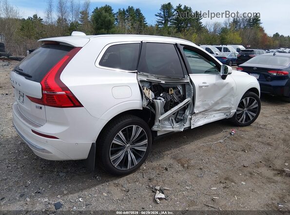YV4L12RN5P1333882 2023 VOLVO XC60 White Rear right
