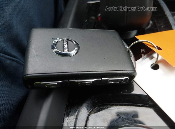YV4L12RV2P1203672 2023 VOLVO XC60 Silver წინა პანელის ხედი