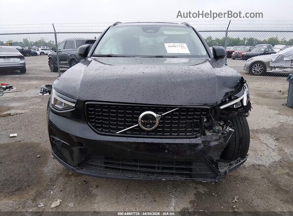 YV4L12UC3S2500104 2025 VOLVO XC40 Black 