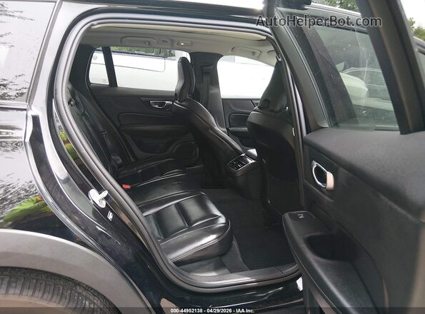 YV4L12WL1S2148461 2025 VOLVO V60 CROSS COUNTRY Черный Вид наклейки с VIN-кодом