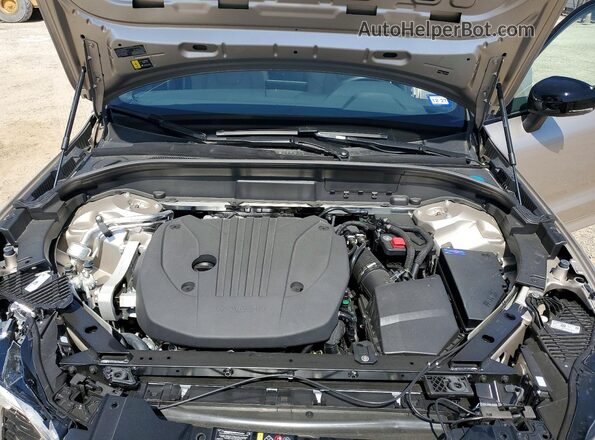 YV4M12RC1T1403164 2026 VOLVO XC60 Золотой Вид задней части салона