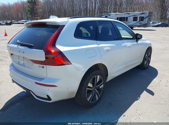 YV4M12RC8T1287784 2026 VOLVO XC60 White Rear right