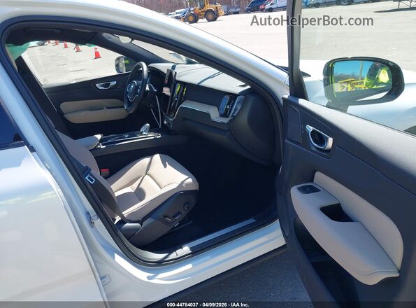 YV4M12RC8T1287784 2026 VOLVO XC60 White Front interior view