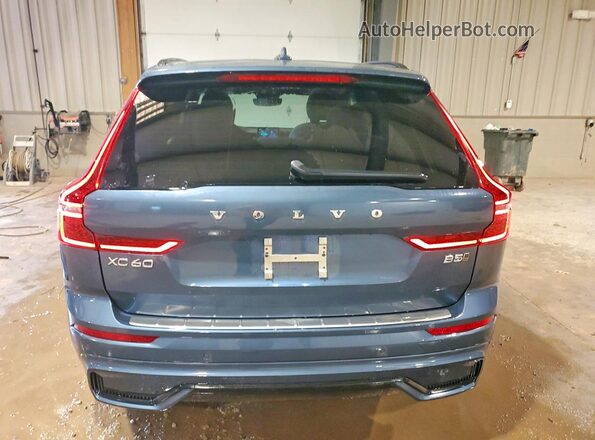 YV4M12RCXT1415247 2026 VOLVO XC60 Blue Vista trasera