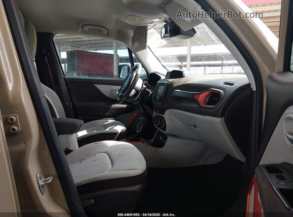 ZACCJABT1GPD83247 2016 JEEP RENEGADE Бежевый Вид салона спереди