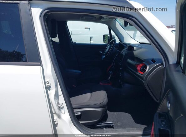 ZACCJBCT6GPD70790 2016 JEEP RENEGADE White Սալոնի դիմացի տեսք
