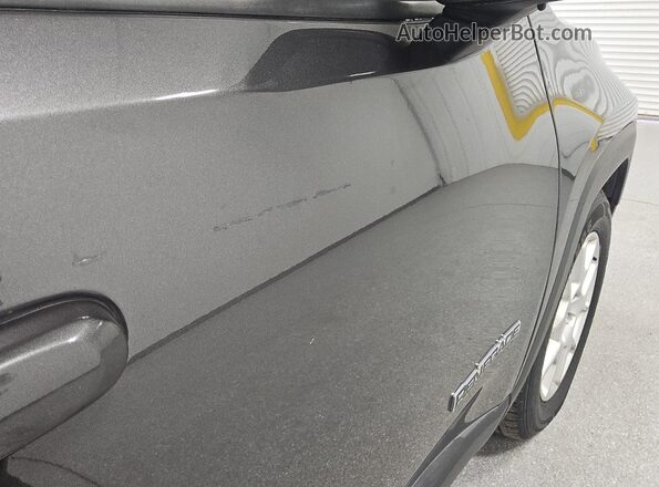 ZACNJAB13KPK04302 2019 JEEP RENEGADE Gray 