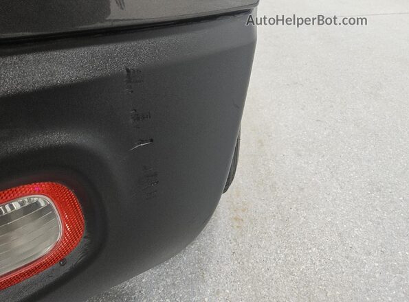 ZACNJAB13KPK04302 2019 JEEP RENEGADE Gray 