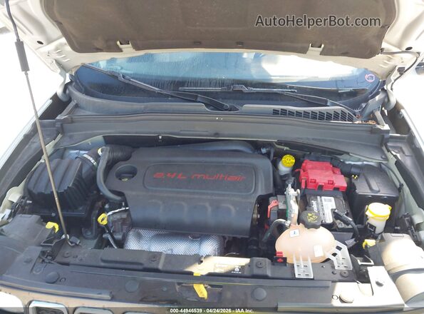 ZACNJABBXLPL03015 2020 JEEP RENEGADE Silver 