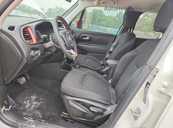 ZACNJDB14PPP36991 2023 JEEP RENEGADE Белый Вид салона спереди