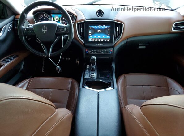ZAM57RSS4H1258138 2017 MASERATI GHIBLI Black Dashboard view