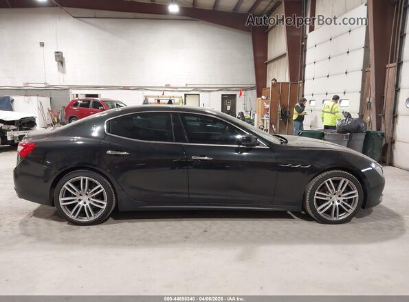 ZAM57RTL1H1197614 2017 MASERATI GHIBLI Black Vista interior trasera
