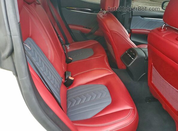 ZAM57RTL3H1242830 2017 MASERATI GHIBLI White Widok tylnych siedzeń