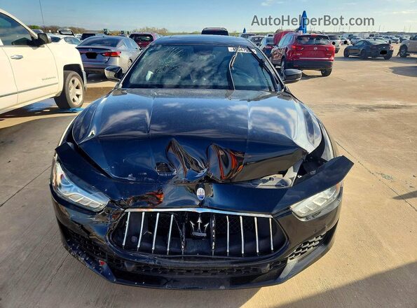 ZAM57XSA0K1308617 2019 MASERATI GHIBLI Черный Вид спереди