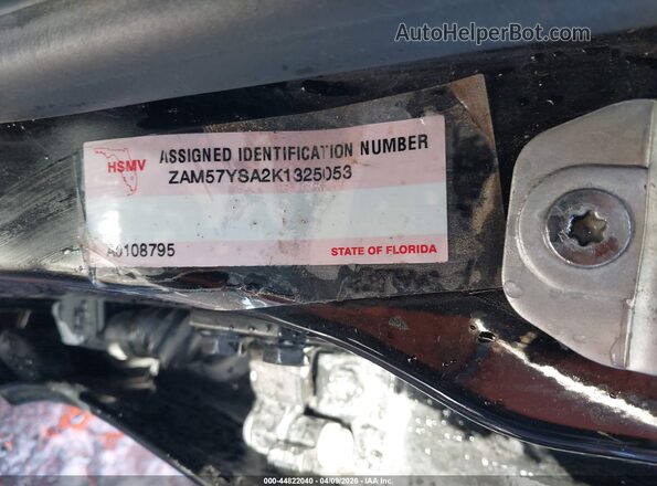 ZAM57YSA2K1325053 2019 MASERATI GHIBLI Black Vista del compartimento del motor