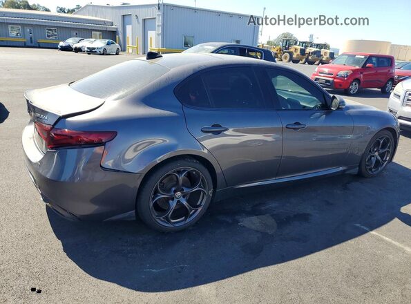 ZARFAECN4J7597860 2018 ALFA ROMEO GIULIA Gray Trasero derecho