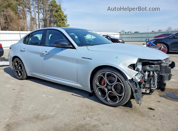 ZARFAMBN2R7677584 2024 ALFA ROMEO GIULIA Silver Առջևի աջ