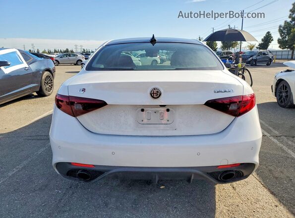 ZARFAMBN4P7669628 2023 ALFA ROMEO GIULIA White Rear view