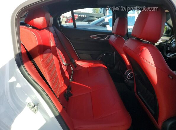 ZARFAMBN4P7669628 2023 ALFA ROMEO GIULIA White Rear seats view