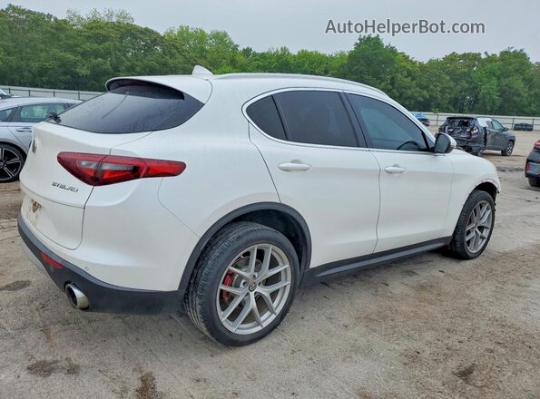 ZASFAKBN3J7B70882 2018 ALFA ROMEO STELVIO White Rear right