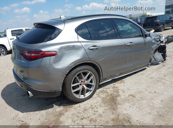ZASFAKNN1J7B63005 2018 ALFA ROMEO STELVIO Gray Rear right