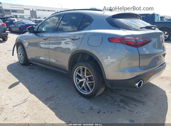 ZASFAKNN1J7B63005 2018 ALFA ROMEO STELVIO Gray Rear left