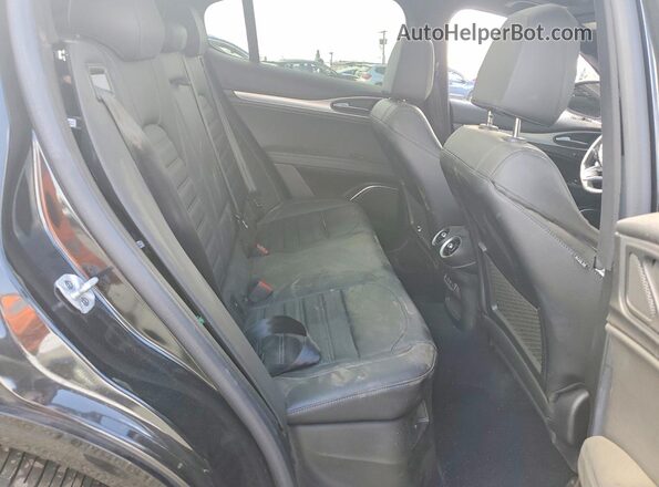 ZASPAKBN1P7D53615 2023 ALFA ROMEO STELVIO Black Vista interior trasera