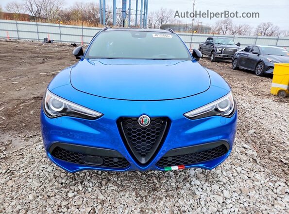 ZASPAKBN3N7D38188 2022 ALFA ROMEO STELVIO Blue Front view
