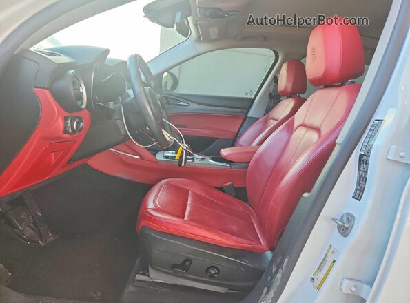 ZASPAKBN4M7D16232 2021 ALFA ROMEO STELVIO White Սալոնի դիմացի տեսք