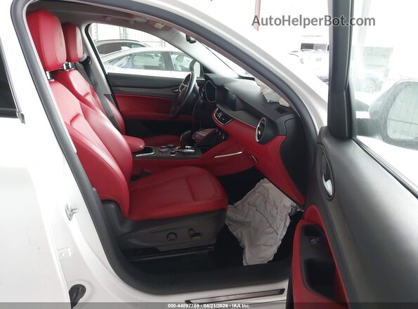 ZASPAKBN9L7C87129 2020 ALFA ROMEO STELVIO White Vista interior delantera