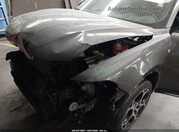ZASPATCWXR3051566 2024 ALFA ROMEO OTHER Gray Vista frontal