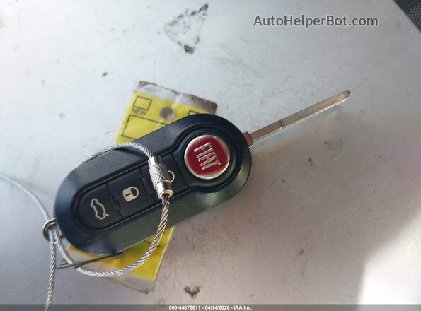ZFBCFADH8GZ038294 2016 FIAT 500L Серый Вид панели приборов