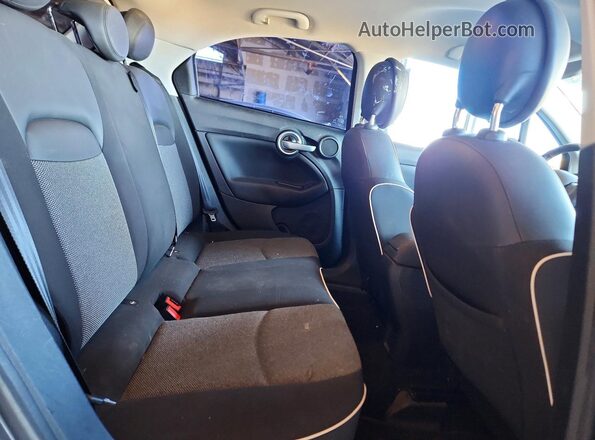 ZFBCFXABXJP685754 2018 FIAT 500X Gray Rear interior view