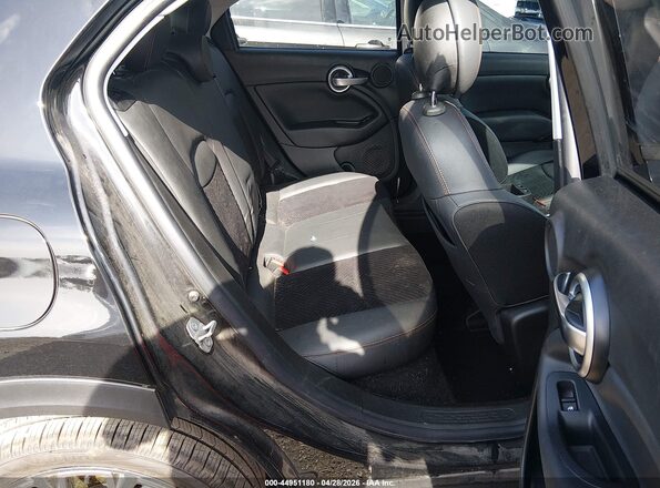 ZFBCFXCB3JP681235 2018 FIAT 500X Black Vista de la etiqueta del VIN
