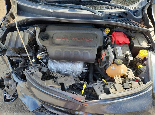 ZFBCFXCB6JP667488 2018 FIAT 500X Gray Rear interior view